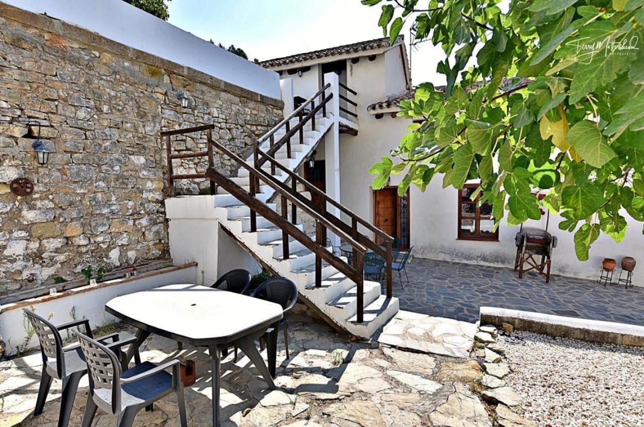 Gasthaus La Casa Del Agua Montefrío Exterior foto